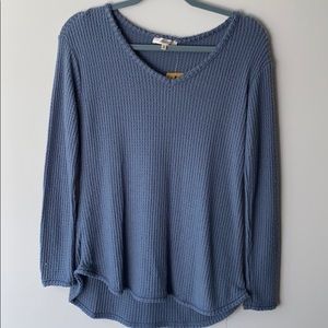 Andre longsleeve blue top